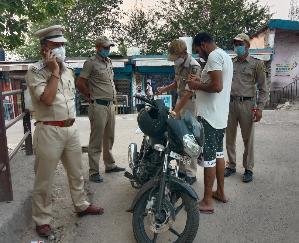 अब बिना मास्क से सड़क पर होगा दो सौ रूपए से लेकर पांच हजार रूपए तक का जुर्माना 