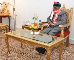 राज्यपाल ने विश्वविद्यालयों में पाई गई अनियमितताओं पर चिंता की व्यक्त