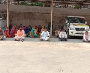 हंसराज की मौत को लेकर पूर्व विधायक ने दिया धरना