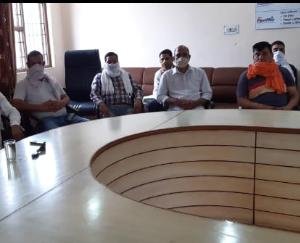 डीजल की बढ़ी हुई कीमतों को लेकर आल इंडिया रोड ट्रांसपोर्ट वर्कर फैडरेशन ने किया जोरदार विरोध