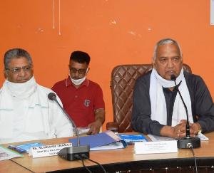 विकास कार्यों को प्राथमिकता के आधार पर समयबद्ध पूरा करना करें : रमेश धवाला