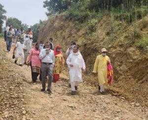 विधायक सुभाष ठाकुर ने ग्राम पंचायत तलवाडा के विभिन्न विकास कार्यों का किया निरीक्षण