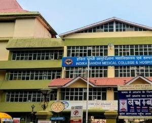 भाजपा नेता के संपर्क में आए आईजीएमसी प्रिंसिपल समेत पाँच डॉक्टर सेल्फ़ क्वारंटाइन