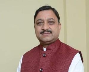 कुनिहार भाजपा ने सांसद सुरेश कश्यप को प्रदेश भाजपा अध्यक्ष बनने पर दी बधाई