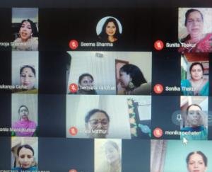 गुरुकुल स्कूल की सभी अध्यापिकाओं ने ऑनलाइन माध्यम से मनाया तीज का त्यौहार