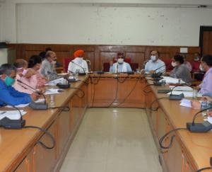 जिला में कल्याणकारी योजनाओं के तहत व्यय किए जा रहे 32.47 करोड़ रुपए