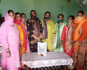 आदर्श महिला मंडल बागा ने डॉ परमार को श्रद्धा सुमन किए अर्पित