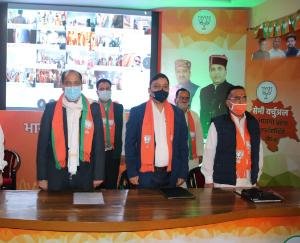 modi-govt-is-working-in-favour-of-all-classes-anurag