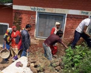 villagers-saved-school-building-from-collapsing
