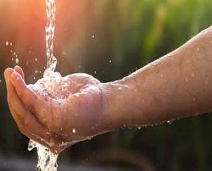 Villagers-struggling-with-water-shortage