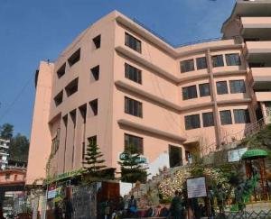 Online-session-organized-for-parents-on-the-topic-of-Empowering-Kids