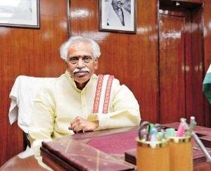 governor-preside-over-Online-discussion-program