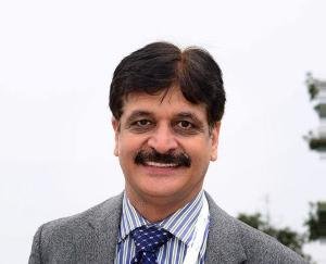 doctor-ashok-kumar-awarded-with-cornea-Hero-Award