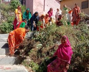 mahila-mandal-kotla-organised-cleanliness-campaign