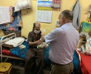 dc-solan-pays-tribute-to-mahatma-gandhi