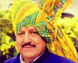 केंद्र सरकार ने सारा सरकारी क्षेत्र गिरवी रख दिया : राम लाल ठाकुर