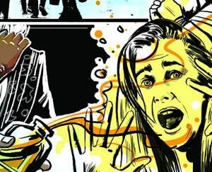 तीन नाबालिग बहनों पर अज्ञात ने फेंका एसिड, हालत नाजुक