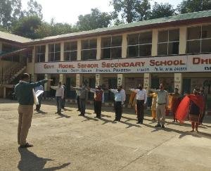 Pledge-to-follow-covid-rules-administered