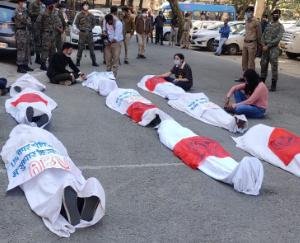 abvp-protests-against-vivis-policies