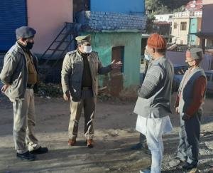 people-roaming-without-wearing-masks-were-fined