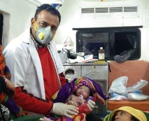 108-employees-did-successful-delivery-of-woman-in-ambulance