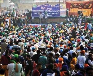 Farmers-Protest-farmers-to-stop-trains-all-over-country