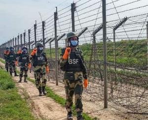 bsf-shoots-down-two-intruders-at-attari-border