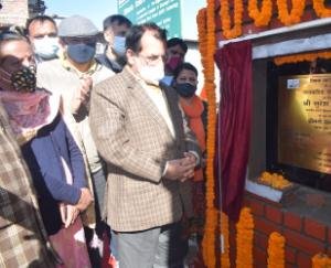 Minister-Suresh-Bhardwaj-laid foundation-stone-in-Kasumpti