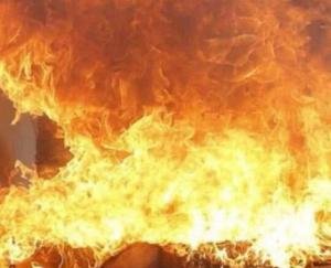 Fire-in-mask-making-factory-1-killed