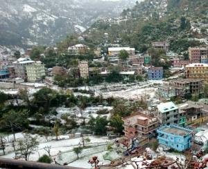 snowfall-in-darlaghat-after-28-years
