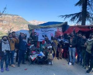 hypa-distributed-warm-clothes-and-blankets-amongst-the-downtrodden