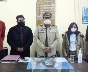 SHO-Dadlaghat-Jeet-Singh-saves-tourists-from-trouble-know-why-tourists-thank