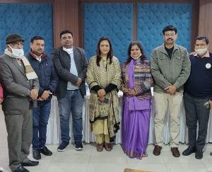 लायंस क्लब परवाणु व् लघु उद्योग भारती परवाणू द्वारा डॉ डेजी ठाकुर को महिला आयोग अध्क्षया बनने पर किया गया सम्मानित