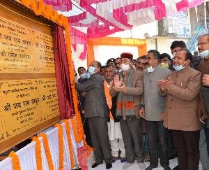 मुख्यमंत्री ने पालमपुर क्षेत्र में 39.72 करोड़ रुपये की विकासात्मक परियोजनाओं की आधारशिलाएं रखीं