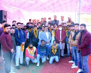 40-youth-held-hands-with-BJP-in-Coro-Canthari