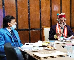 Governor presides over the annual court meeting of the State University