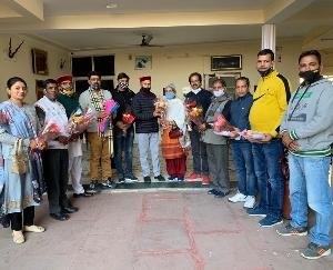 Hamirpur Municipal Council's newly elected team met courtesy of former Chief Minister at his residence