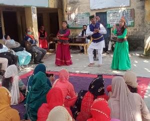 The-state-government-is-providing-3-thousand-to-the-victims-of-serious-diseases-under-Sahara-scheme