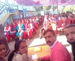 ग्राम पंचायत घनागुघाट में ग्राम सभा का आयोजन