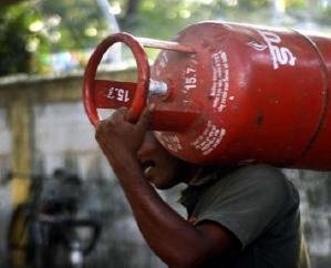 Domestic gas cylinder prices fall in Himachal Pradesh