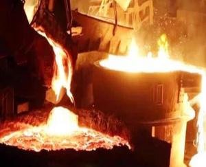 Solan-Two-workers-died-hot-iron-fall-sariya-industry-10-april-2021